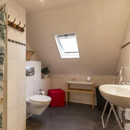 Rustig Gelegen Woning In Het Nr 140 Holiday home *